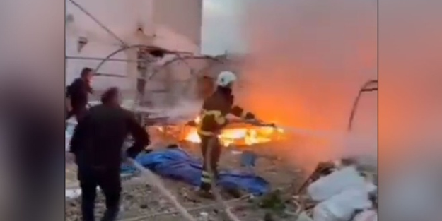 Depremzedelerin kurduğu 5 çadırda yangın!