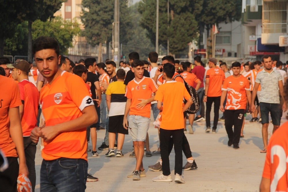 Derbi aşkı bir başka 