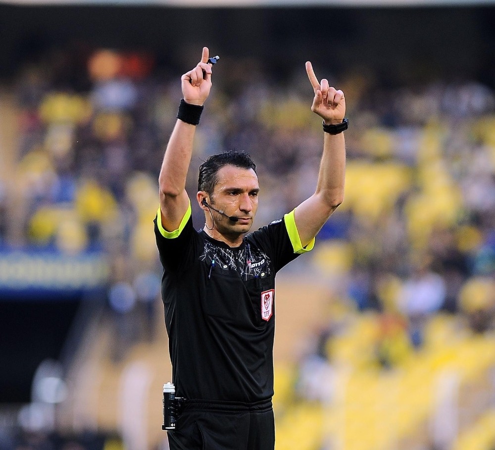 Derbi hakemi Bitigen’in karnesi 