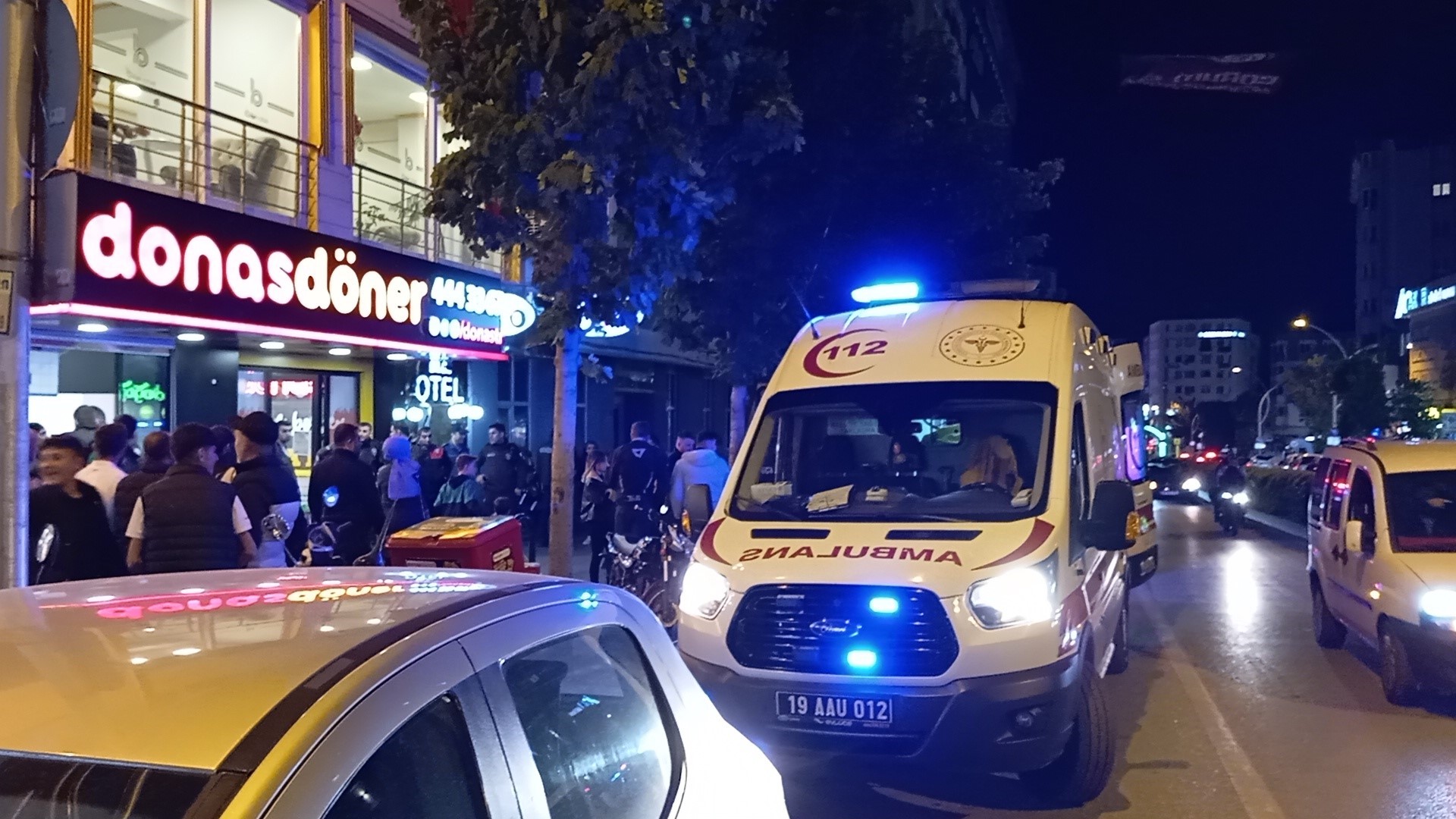 Derbi kavgası kanlı bitti! İki kişi bıçaklandı