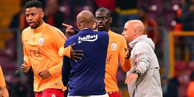 Derbi öncesi futbolcular arasında gerginlik