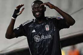 Derbi Öncesi O Futbolcudan Büyük Fedakarlık! Bir Benzeri Galatasaray'da Yaşanmıştı!