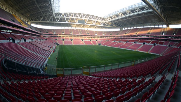 Derbi öncesi TT Arena'da bomba alarmı!