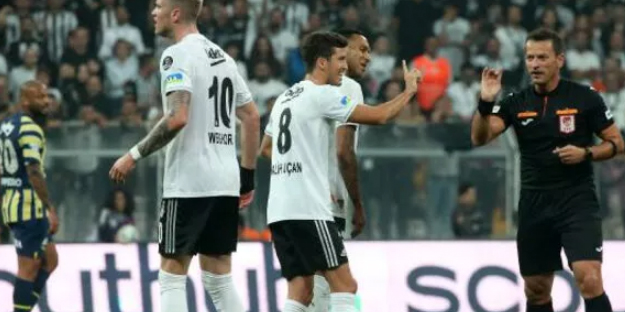 Derbide dikkat çeken ayrıntı! Çok şaşıracaksınız...