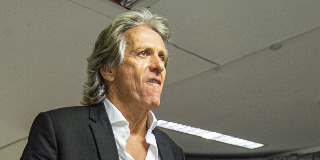 Derbide sürpriz karar