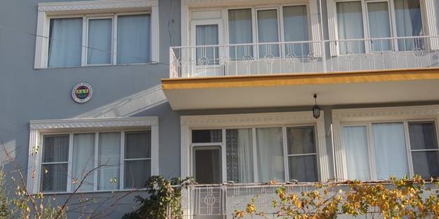 Derbiyi izlerken fenalaşmıştı! Hayatını kaybetti