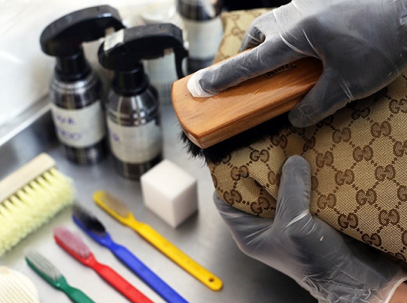 Deri çanta temizliğinin püf noktaları nelerdir?