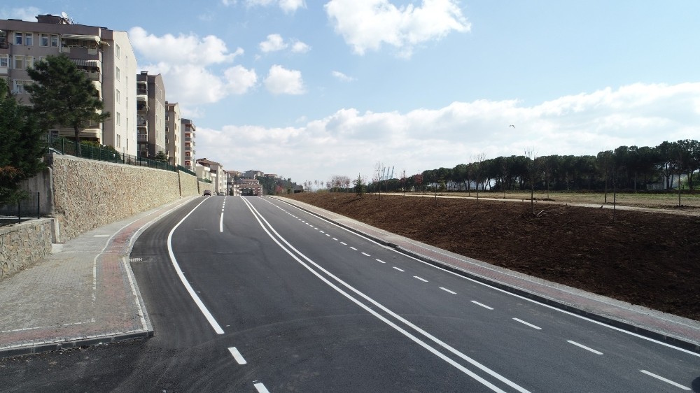 Derince Rıhtım Caddesi modern görünüme kavuştu 