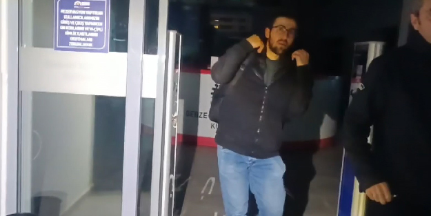 Ders çalışmaya kendini kaptıran genç kütüphanede kilitli kaldı