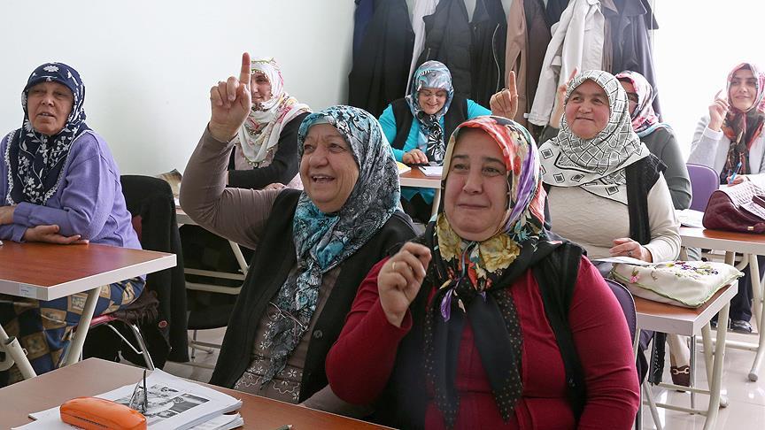 Ders zili onlar için 50 yıl sonra çaldı!