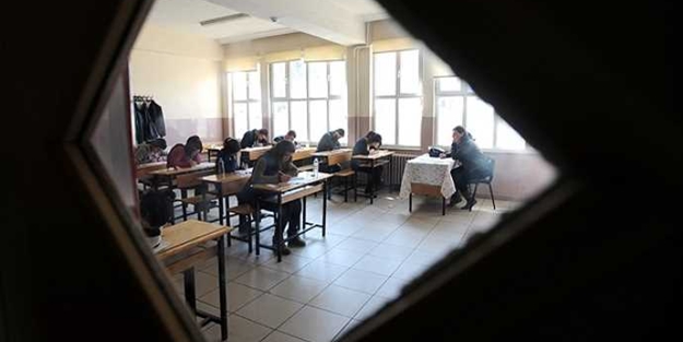 Okullar 31 Mart’ta tatil!