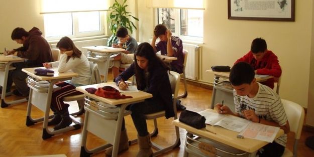 Dershanelere 1 ay süre