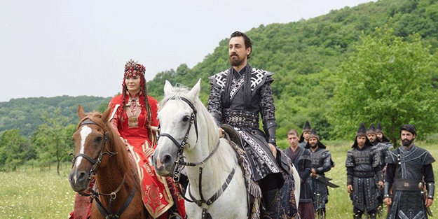 Destan'da beklenmedik ayrılık! Diziye veda ediyor