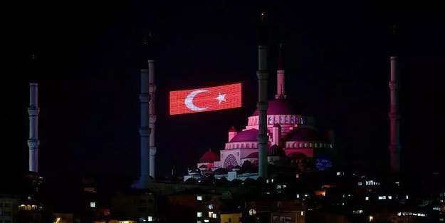 Destanın yıldönümünde 90 bin camide sela okundu