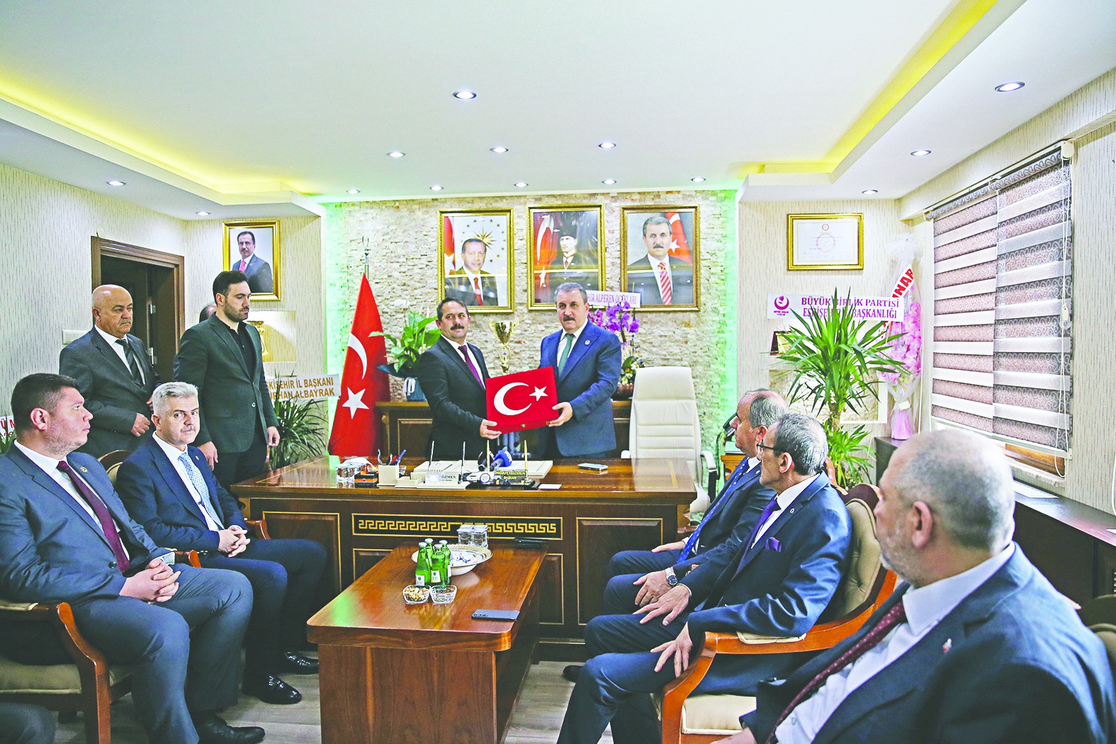 Destici: CHP teröre mesafe koyarsa aliyyülala olur