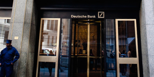 Alman bankacılık devine polis baskını!