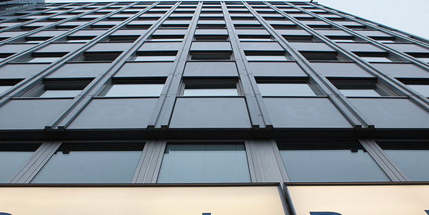 Dev banka iflas mı ediyor? Gündemi altüst edecek zarar bildirimi yaptılar