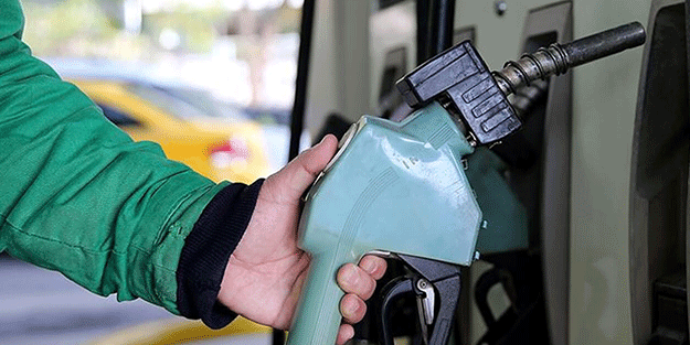 Dev bankadan petrol için akılalmaz tahmin! Gerçekleşirse akaryakıt fiyatları uçabilir
