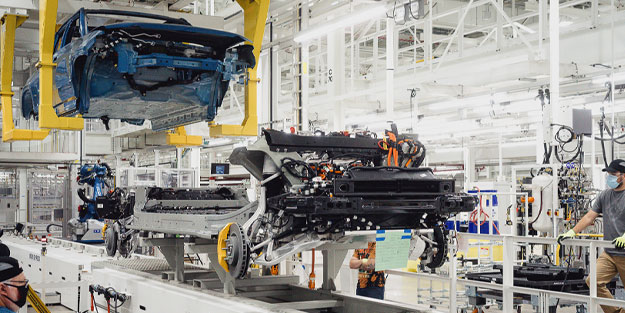 Dev firmalar elektrikli otomobil için imzaları attı