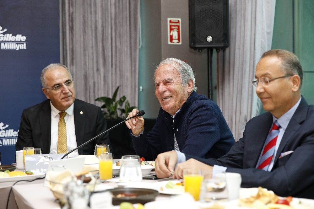 Dev jüri ’Gillette Milliyet Yılın Sporcusu Ödülleri’ için bir araya geldi 