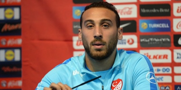 Dev maç öncesi Cenk Tosun'dan büyük gaf