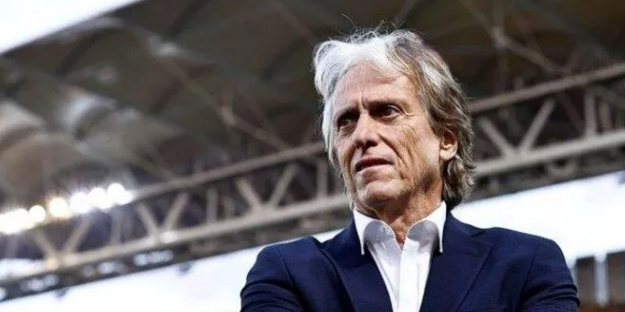 Dev maça saatler kala büyük şok!