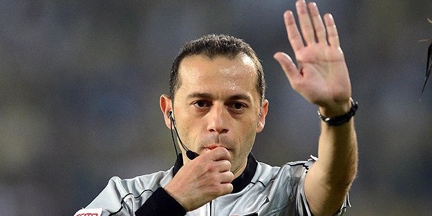 Dev maçı Cüneyt Çakır aldı!