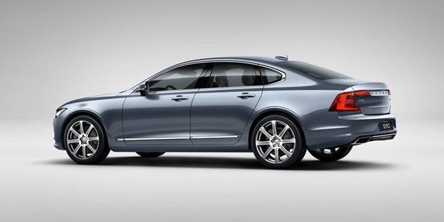 Dev markada büyük şok! 127 bin aracını geri çağırdı