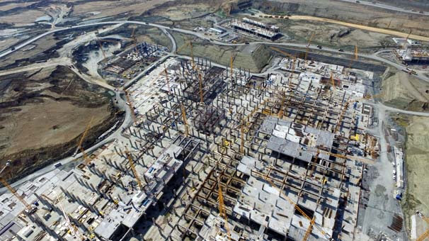 Dev projede 9 ülkeden yabancı işçiler çalışıyor