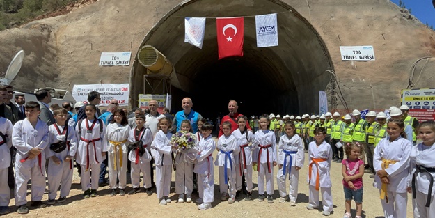 Dev projede ışık göründü... Süre 2 saat 15 dakikaya inecek!
