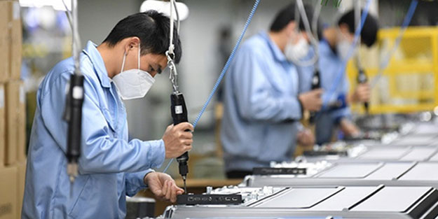 Dev şirketler Çin’i birer birer terk ediyor