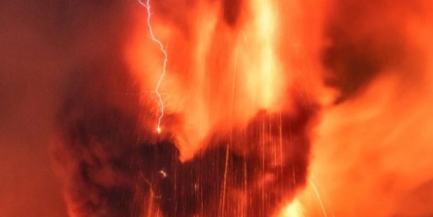 Dev toz bulutu ve asit Avrupa'da: İnsanlar çılgına döndü, gündem oldu! Geliyor, Türkiye'nin üstüne çökecek, gün verildi!