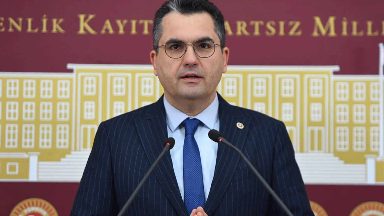 Deva Partisi'nde deprem! O milletvekili istifa etti