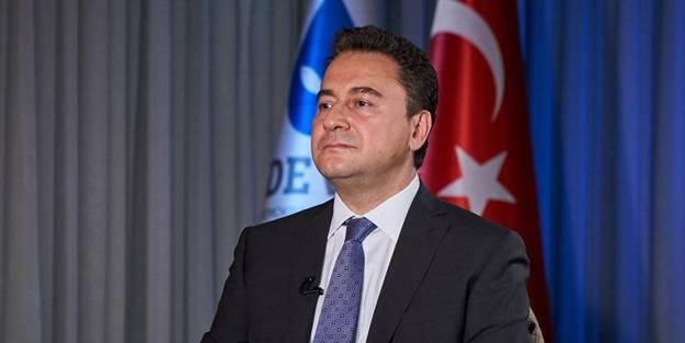 DEVA Partisi'nde istifa depremi! Aydın İl Başkanı Hakan Çağlar sosyal medyadan duyurdu