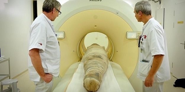 Devasa timsah mumyasında beklenmedik sürpriz!