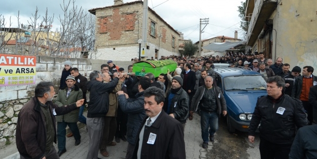 Deve güreşinde vefat eden kişi toprağa verildi