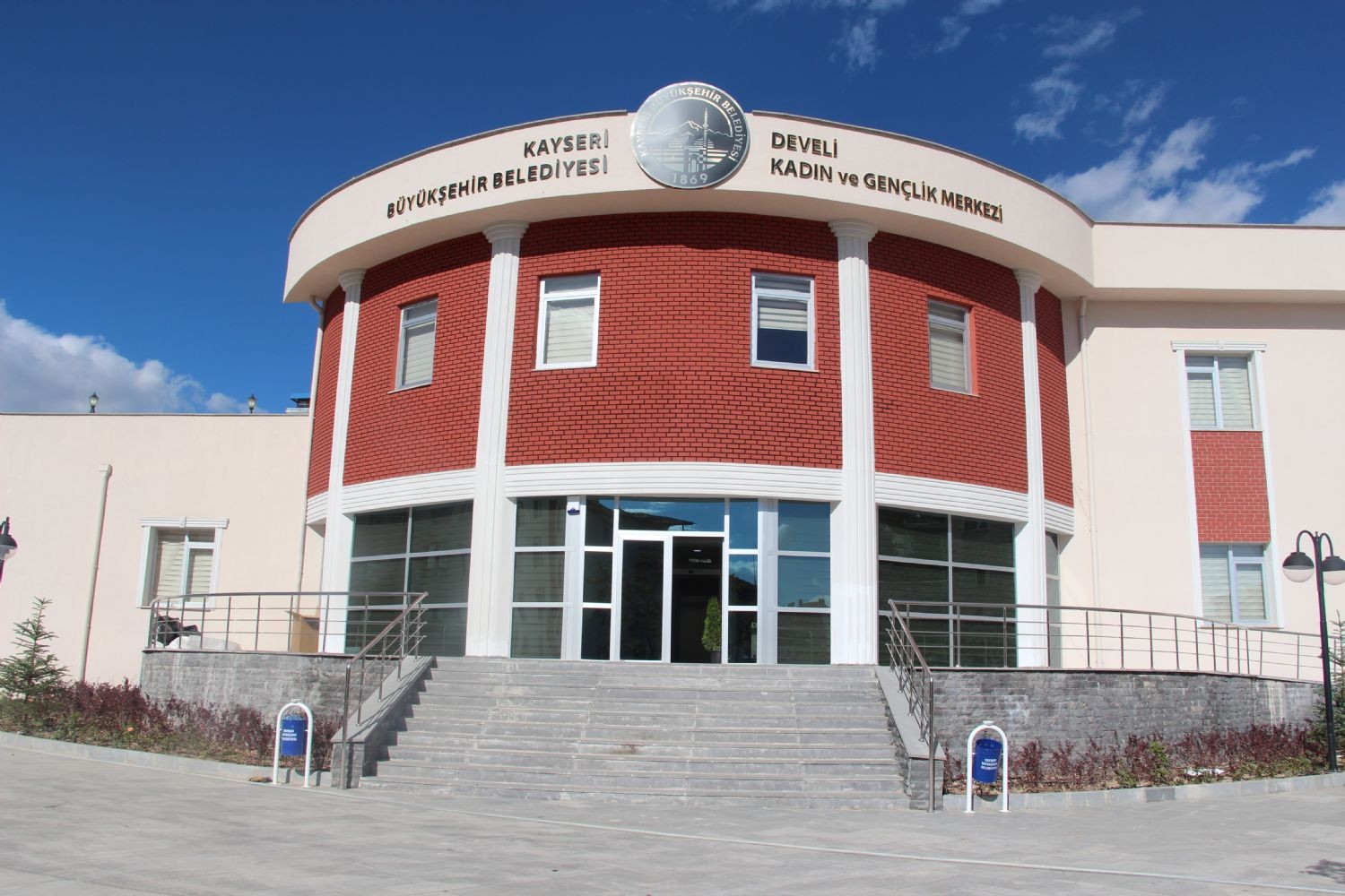 Develi Belediyesi arsalarını satışa çıkardı