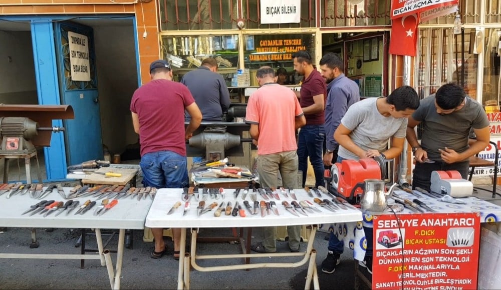 Develi’de bıçakçılarda yoğunluk başladı 
