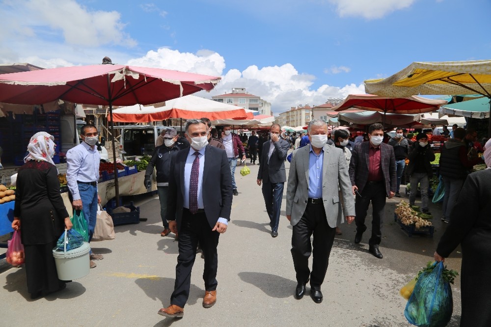 Develi’de ilçe protokolü korona virüs tedbirlerine dikkat çekmeye devam ediyor 