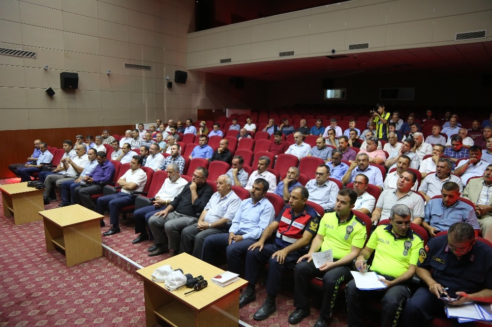 Develi’de öğrenci taşımacılığı ile ilgili toplantı yapıldı 