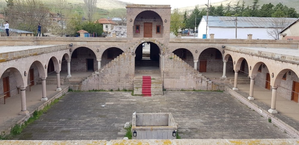 Develi’deki Osmanlı’ya ait tek eser Hamidiye Medresesi 