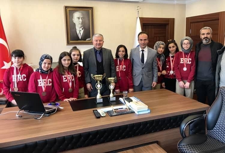 Develili öğrenciler Okullar Arası Satranç Turnuvası’nda derece aldı 
