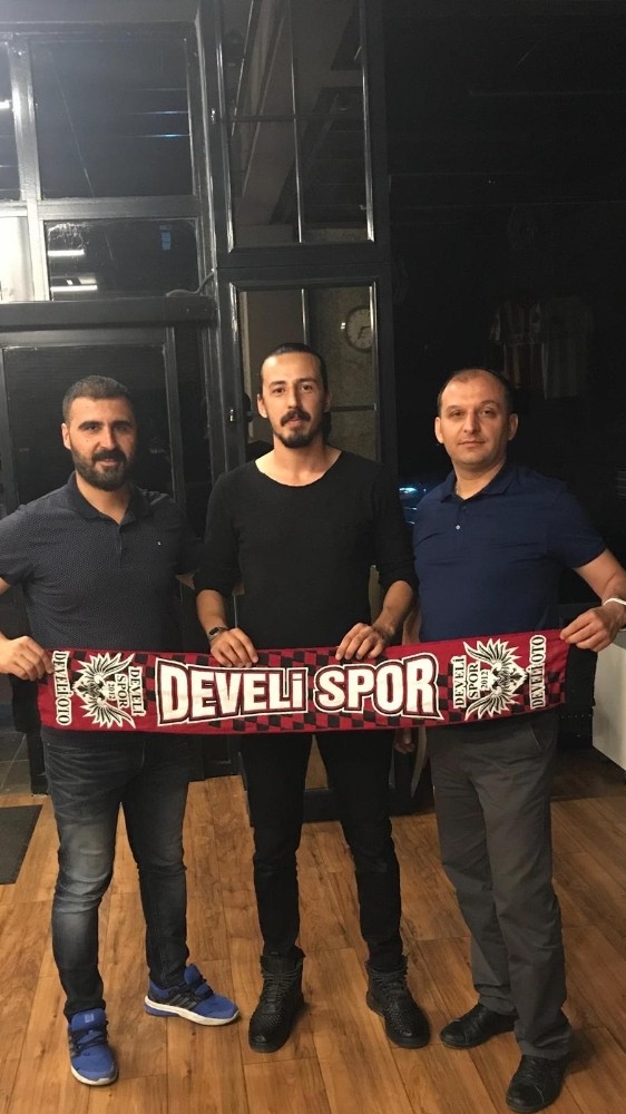 Develispor transferlere devam ediyor 