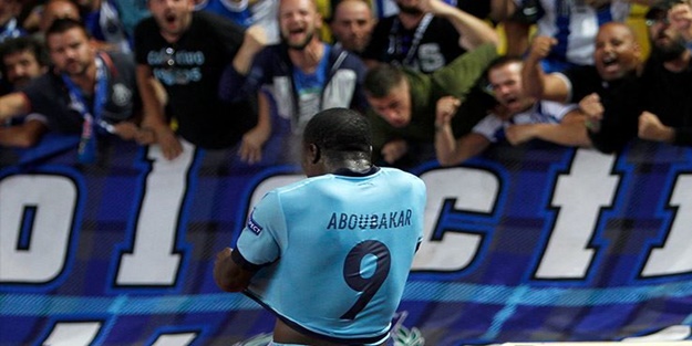 Devler Ligi'nde Aboubakar şov
