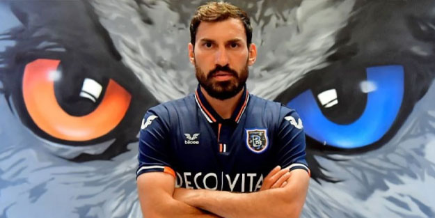 Devlerin formasını giyen futbolcu lig düşüyor