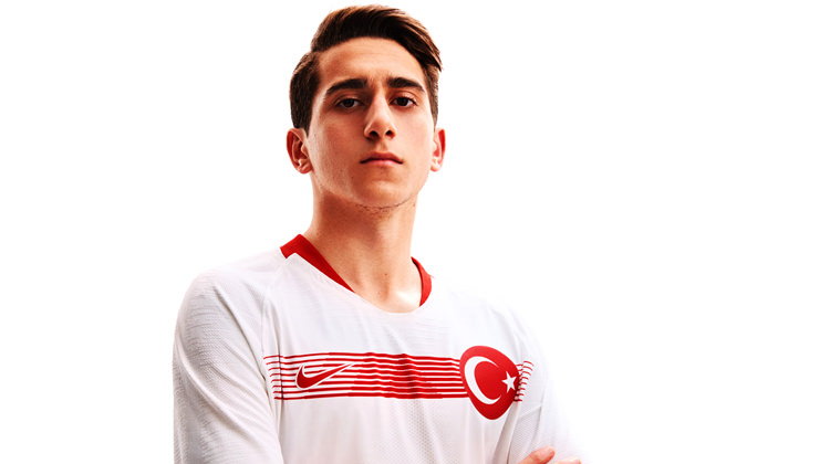 Devlerin peşine düştüğü genç yetenek