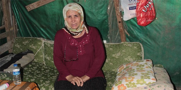 'Devlet' ana çadırda yaşıyor