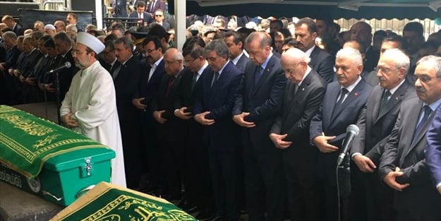 O parti lideri Gül'ün cenaze törenine katılmadı