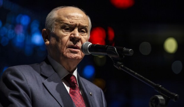 Devlet Bahçeli: Ayaklarını denk alsınlar!