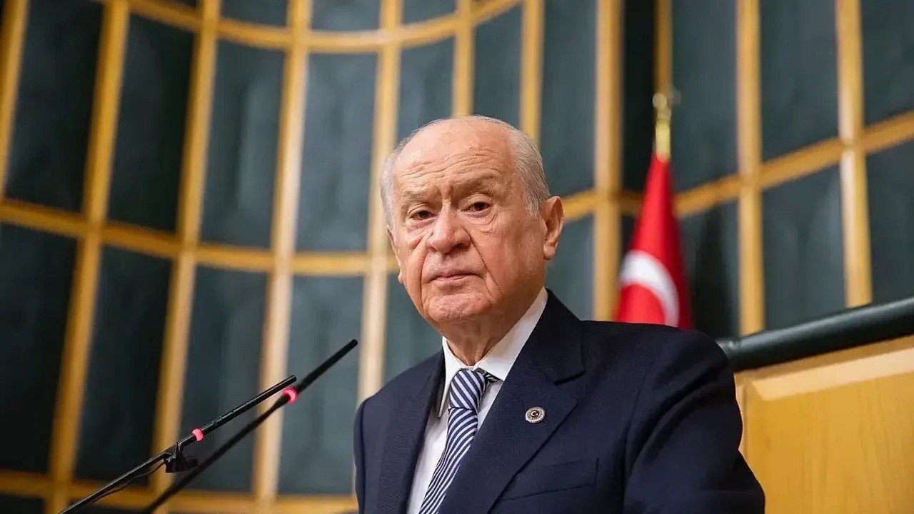 Devlet Bahçeli gündem olan hareketinin nedenini açıkladı: ‘Beni Erdoğan’ın sözleri harekete geçirdi’